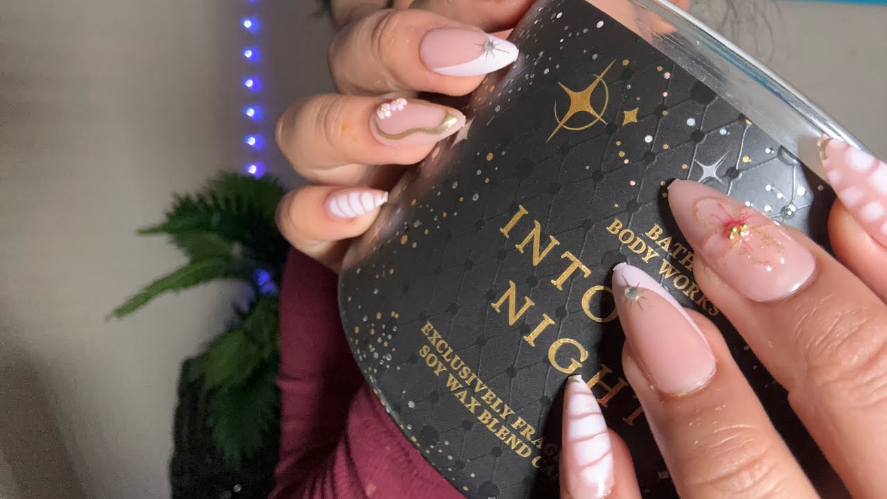 ASMR | April favorites🌸 ~ mouth sounds~tapping~scratching - YouTube