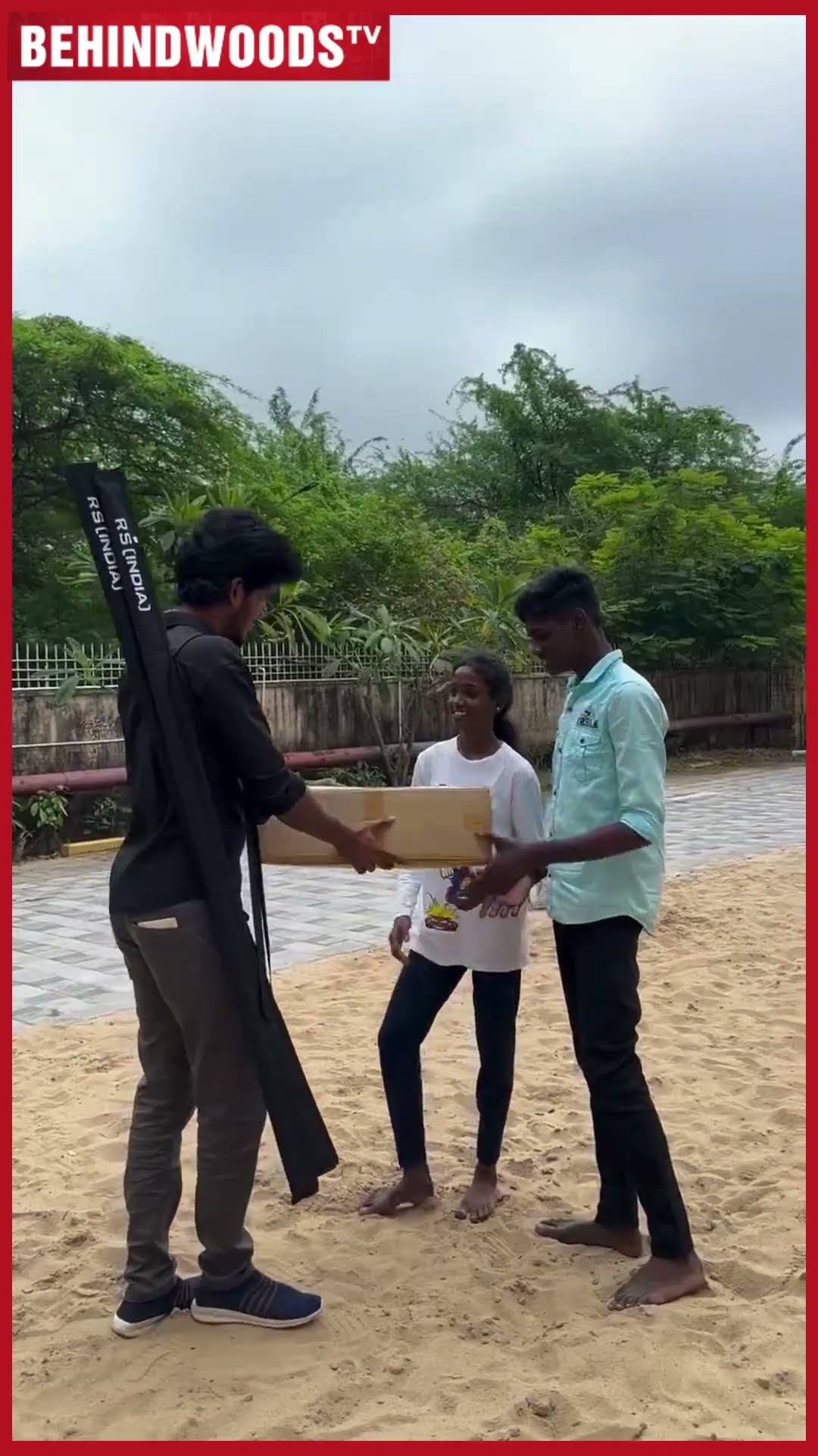 'பாப்பா விளையாடி ஜெயிக்கிற வரைக்கும் செலவு என்னோடது..' ?KPY BALA