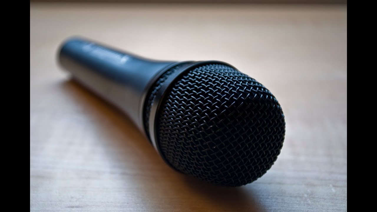 How To Be Good at Public Speaking... Even if it Scares You!