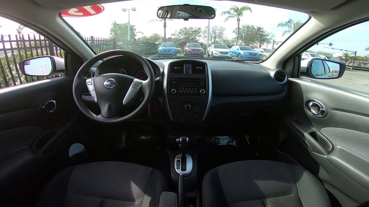 2016 Nissan Versa Sv Interior