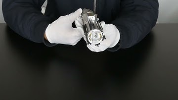 Luke Skywalker EP7 Lightsaber from TXQ Sabers