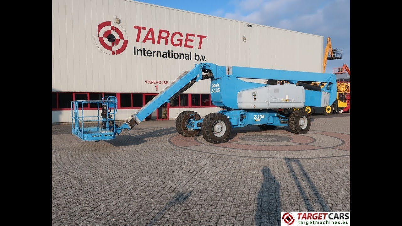 777825 GENIE Z135/70 ARTICULATED Z135/70 4x4x4 DIESEL BOOM WORK LIFT W