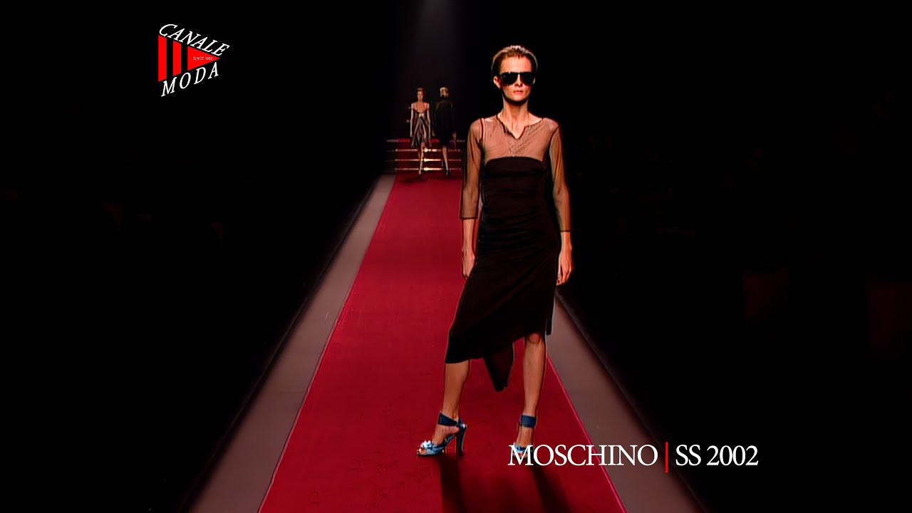 MOSCHINO Spring Summer 2002 Milan 4K - Canale Moda