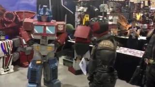 Judge Dredd Cosplay Troop Gives Citation to Optimus Prime Transformers Phoenix Comicon PHXCC 2016