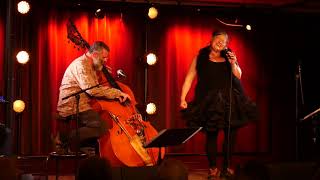 Dubé and Friends: Maria Johansson Josephsson and Sébastien Dubé: Mr and Mrs Somersault, Malve.