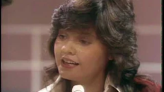 American Bandstand 1976- Interview Cyndi Grecco American Bandstand 1976- Interview Cyndi Grecco