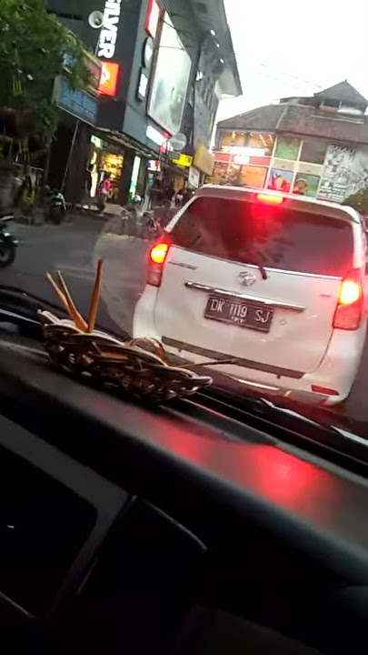Naik mobil sore hari #kuta #jalanjalan