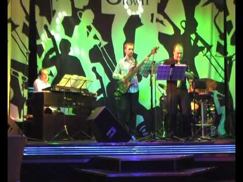 Laber Band "Herdboy from Crete" live at Jazz Town ...