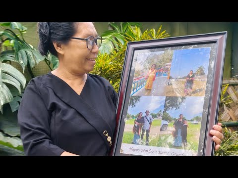 Surprise my grandma with a gift 🎁 wait for her reaction HAPPY MOTHER'S DAY 💐