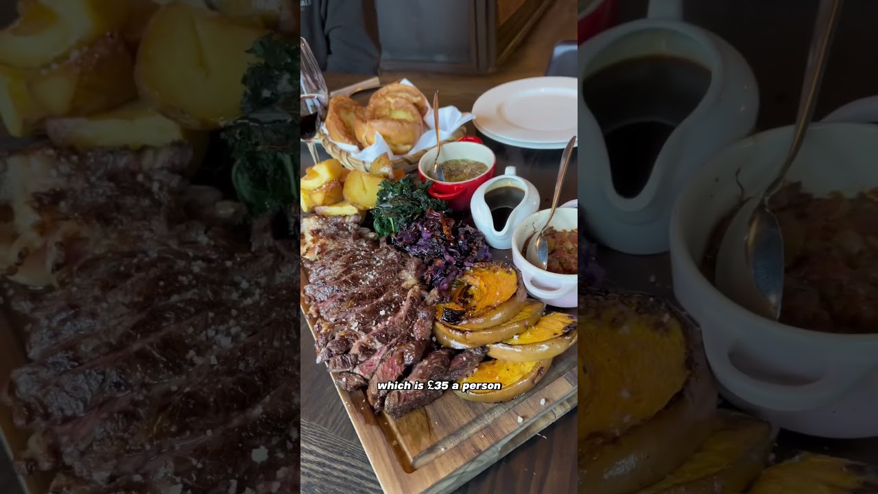 Hunting for the best roast dinner. S 1, ep 1. Steak Roast 🥩 #london #foodie #steak #meat #shorts