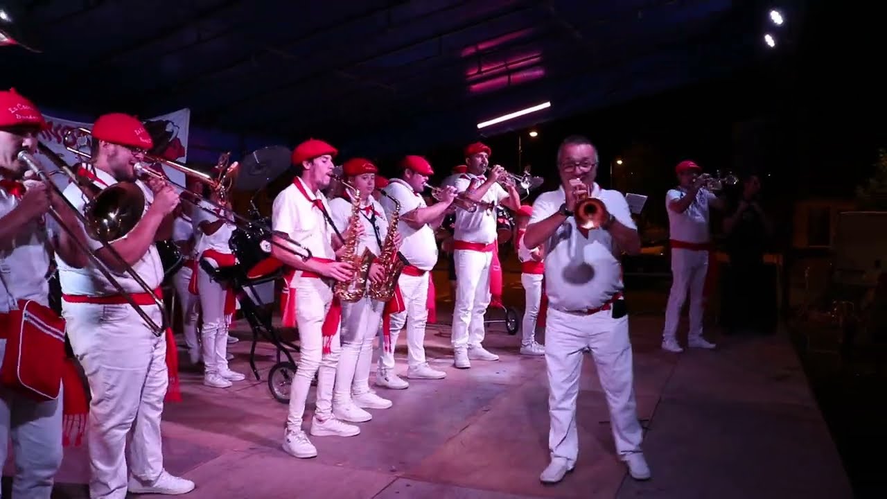 La Cocarde (33) - 23e Nuit des Bandas (2022) St Astier (24) - Aber (Il A Fait De La Moto)