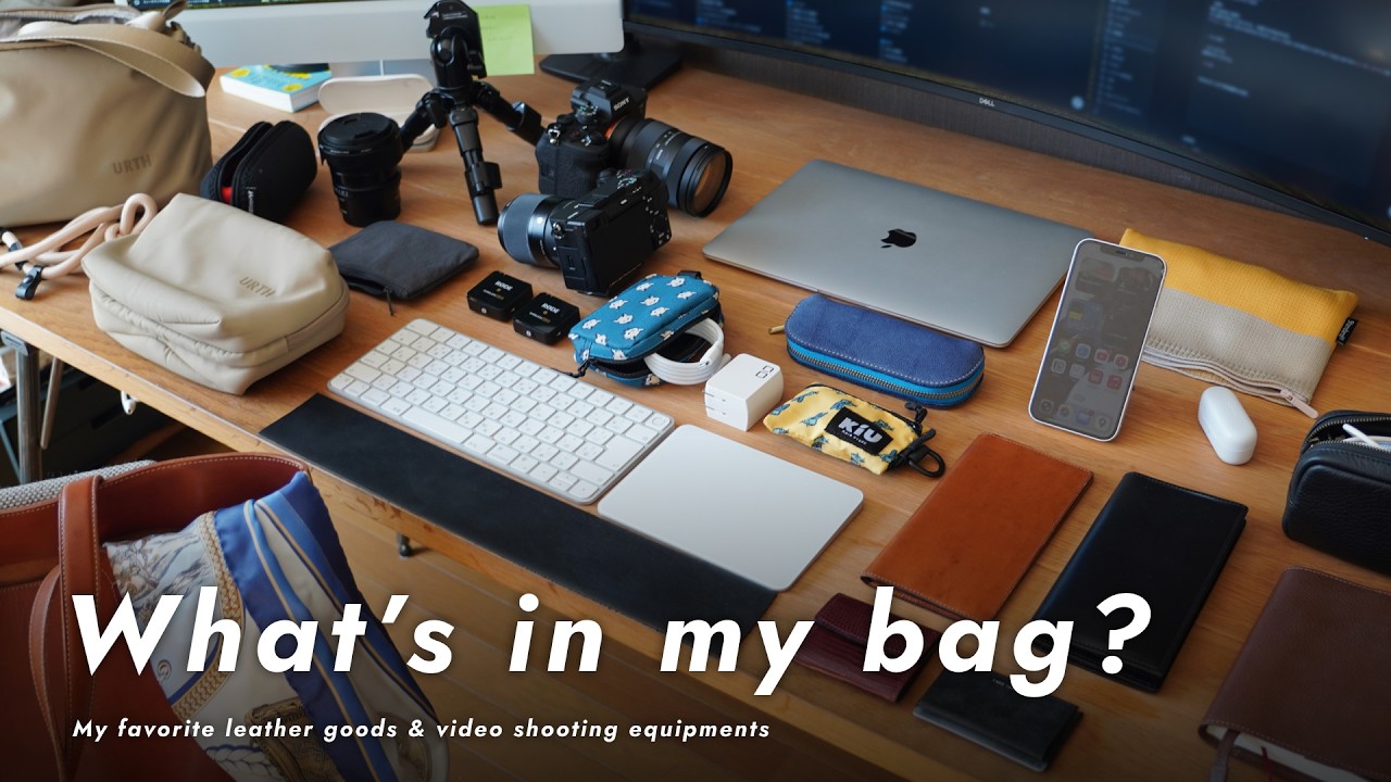 お気に入りの革小物と撮影機材 / 30代フリーランスのバッグの中身 / What's in my bag?