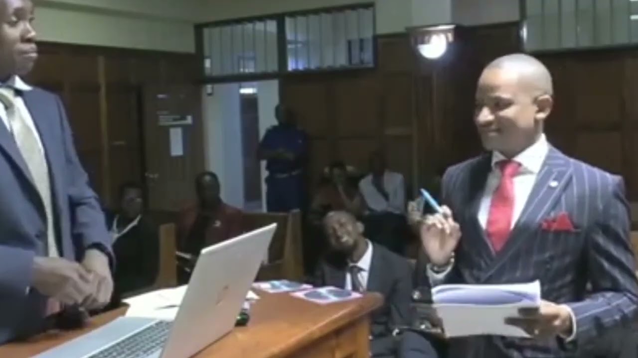 Смех в суде, когда Бабу Овино жестко прижимает к стенке эксперта по кибербезопасности в деле Нуру...