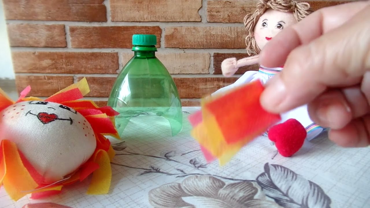 Boneca Emília feita na garrafa pet Sem moldes e sem máquina de costura