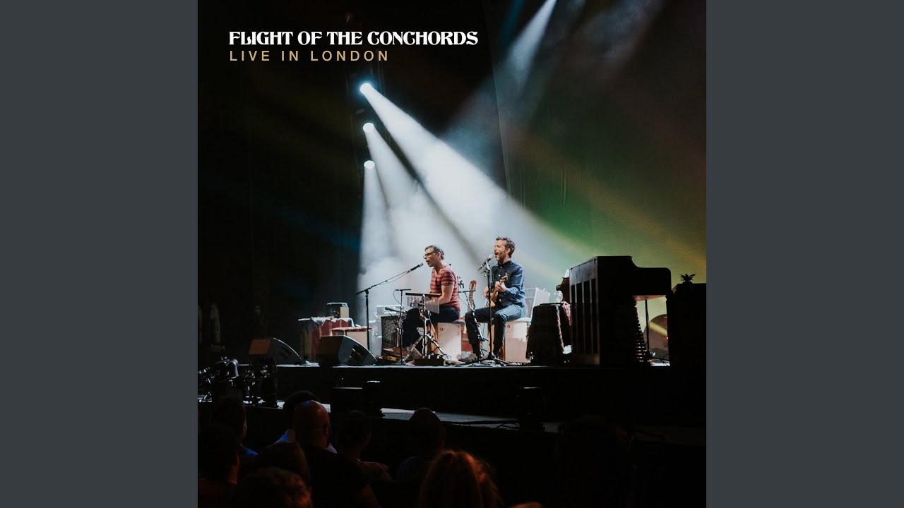 在 YouTube 上观看 Shady Rachel (Live in London) 在 YouTube 上观看 Shady Rachel (Live in London)