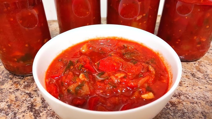 Как приготовить Лечо из болгарского перца с помидорами и чесноком на зиму рецепт пошагово