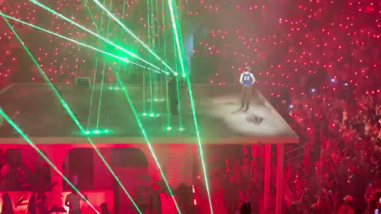 Bad Bunny - Yo Perreo Sola - No Me Quiero Ir De Aquí, 8-29-25