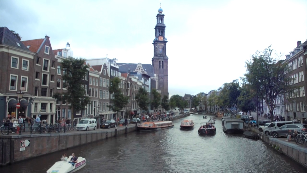 City Canal Cruise | Blue Boat Company Amsterdam