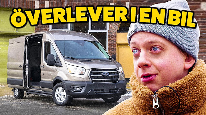 FÖRSÖKER ÖVERLEVA I EN BIL