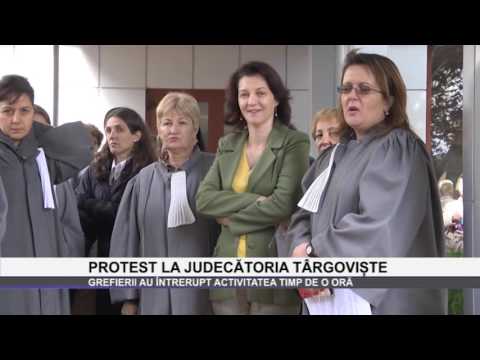 Protest la Judecatoria Targoviste - www.columnatv.ro