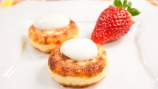 Сырники из творога видео рецепт(На странице http://za100le.ru/category/cheesecakes-from-cheese.html Вас ждут подробные фото и ингредиенты., 2013-03-15T08:23:33.000Z)