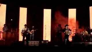 INTOCABLE ESO DUELE EN VIVO MORELIA 2006
