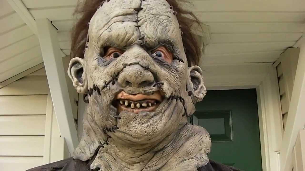 Texas Chainsaw Massacre Remake Costume Life-sized - YouTube.