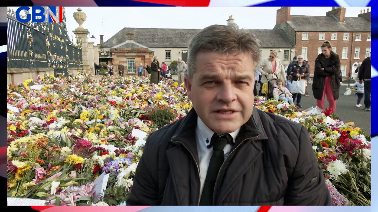 How do flower wholesalers keep Queen Elizabeth II floral tributes blooming?