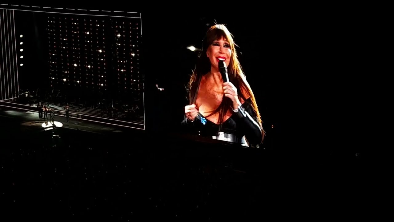 Lali Esposito - Quiénes Son? (En vivo en Vélez 25.05.2025)