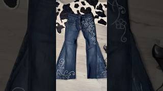 Turn 2 skinny jeans to 2000s low rise rhinestone flares tutorial #sewing #thriftflip #diy #upcycling