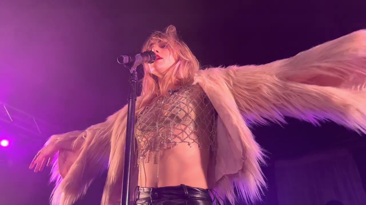Suki Waterhouse - Melrose Meltdown, Live, Soundwell, SLC - 17 January 2023, 4K 60P HDR
