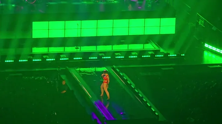 "AAAHH MEN!" - Doja Cat Live in Manila 2025 #TourMaVie [4K] | trina.ph