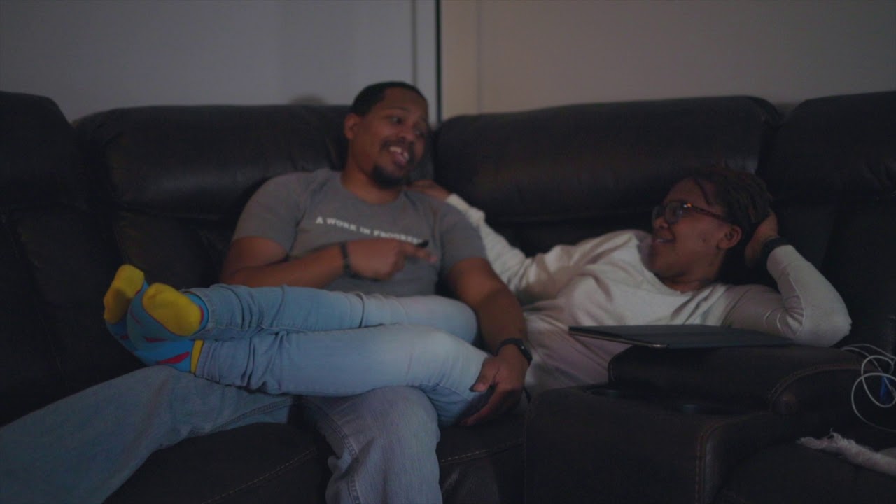 Kreatives: Life With vs. Without Kids - Watching A Movie