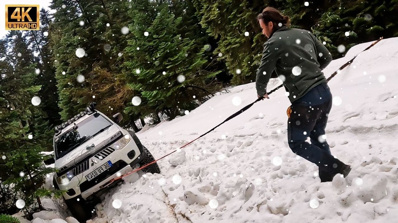 МЫ ЗАСТРЯЛИ В СНЕГУ ПО ДОРОГЕ В КЕМПИНГ