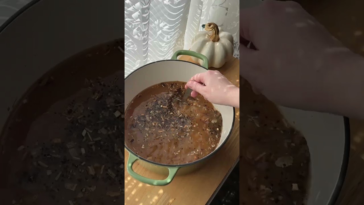 Nothing says cozy quite like chai apple cider 🍎☕️