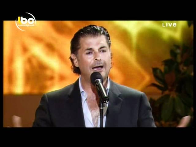 راغب علامه - نسيني الدنيا / Ragheb Alama - Nasine Eldonya in miss Lebanon 2011