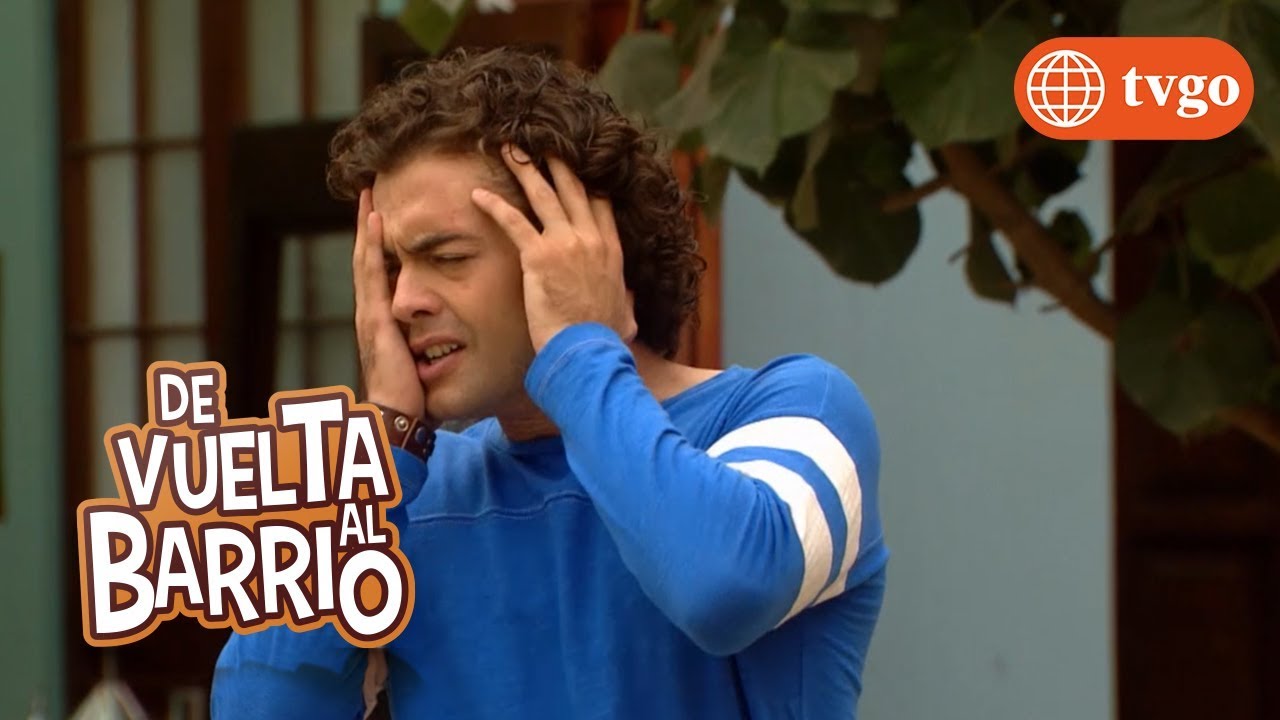 ¡Alex se impresiona al ver a una guapa chica en el barrio! - De Vuelta al Barrio 11/05/2018