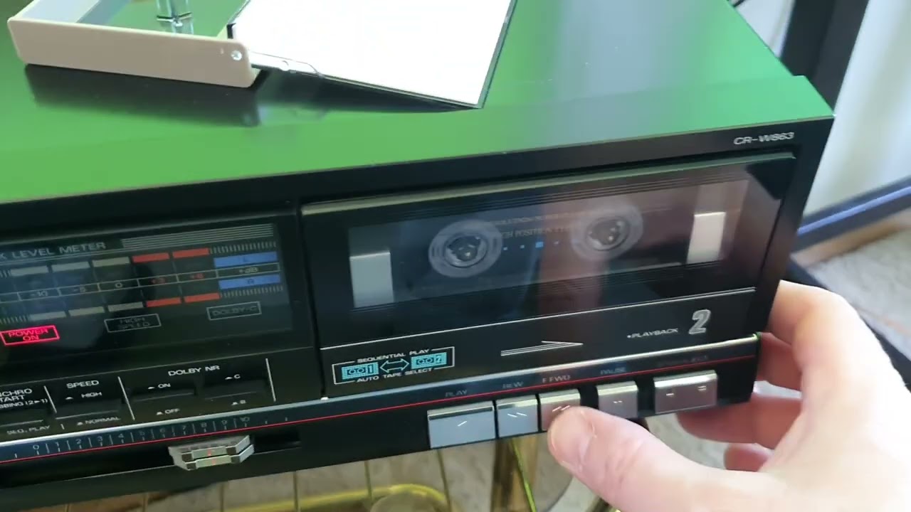 кассетная дека FISHER CR-W863 (Made in Japan 1986) привлекательна своей простотой и ненавязчивостью