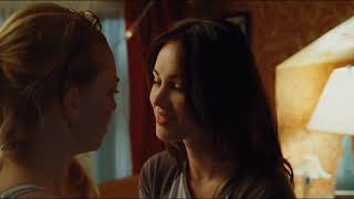 Famous All Time Favorite Lesbian Scene (Megan Fox and Amanda Seyfried) Net Worth