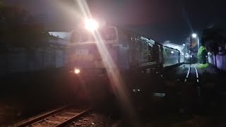 Malam Malam Ada Kereta Api Argo Semarangan Lewat Stasiun Slawi?, Nyasar Kah?🤔