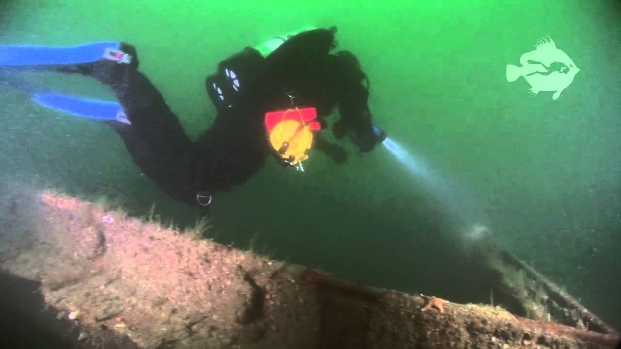 A Dive on the Wreck of the Maine (May 2014) - YouTube