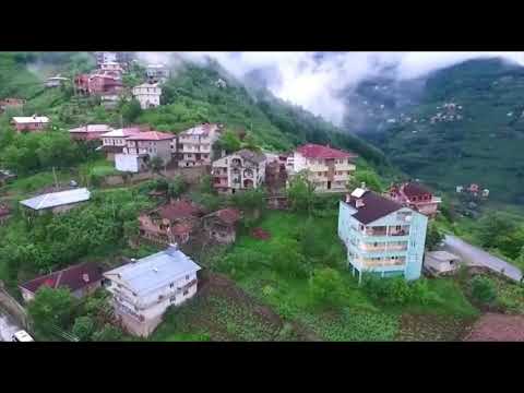 سبحان الذي تعطف بالعز وقال به صوت ليس له مثيل 