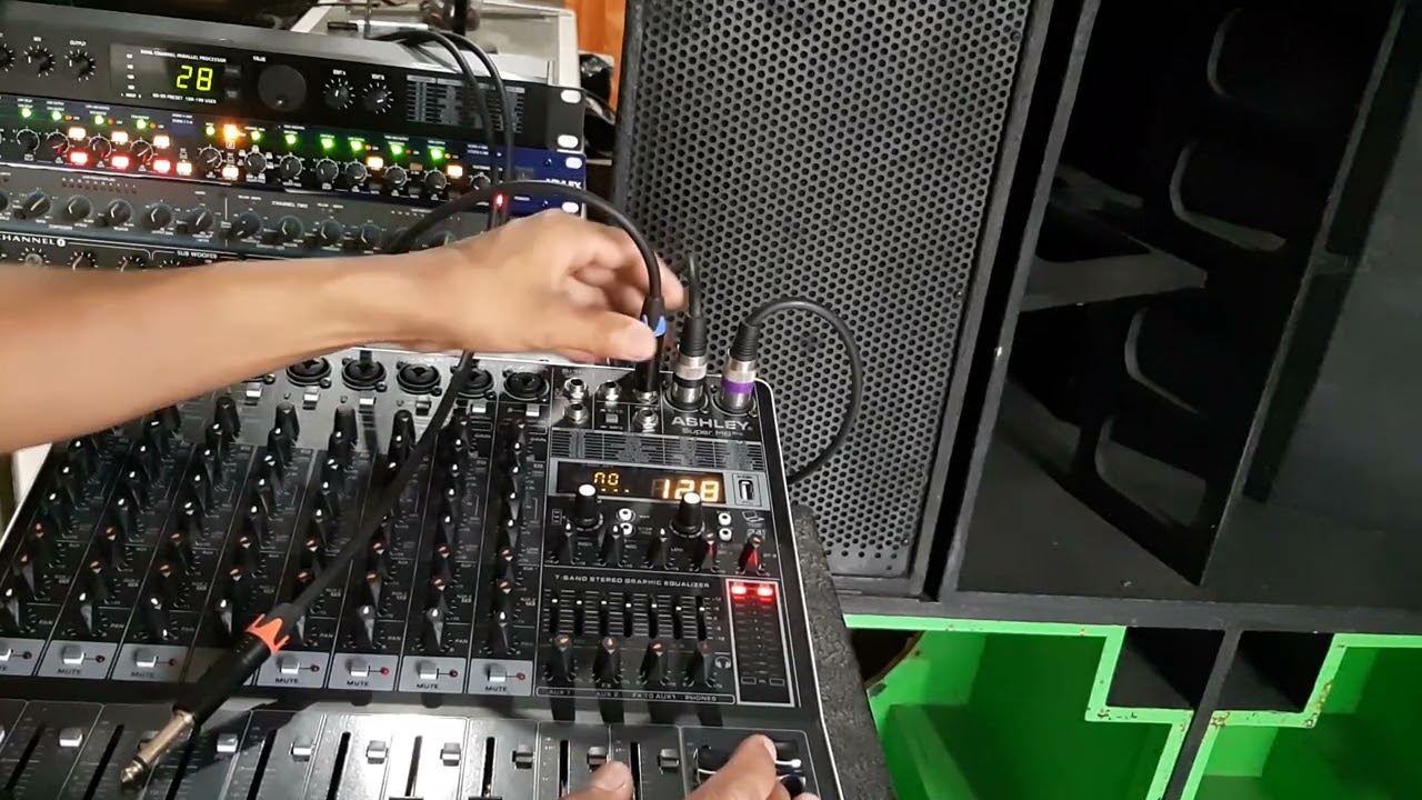cara memasang alesis ke mixer 
