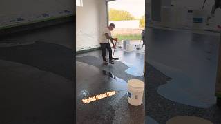 This garage floor came out CLEAN 😮‍🔥Torginol flakes take epoxy to another level @torginolus1259