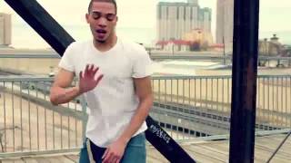 IceJJFish AKA Mr Vibrato - On The Floor
This is an improved version of IceJJFishs hit song On The Floor.
A simple joke, but this is something Id wanted to do ever since I heard his...unique voice. It honestly doesnt sound too different to the real video.
My main channel: https://www.youtube.com/ThePlamzJoker
Follow me on Twitter: https://twitter.com/ThePlamzJoker
I do not own any of the source material or music used. This video is a transformative parody and falls under Fair Use in copyright permissions. IceJJFish AKA Mr Vibrato - On The Floor