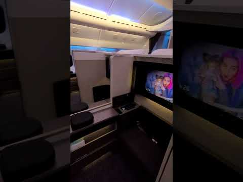 Boarding Oman Air Boeing 787-9 First Class