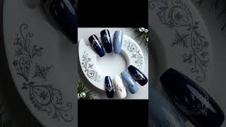 Top trending Christmas blue nail ideas