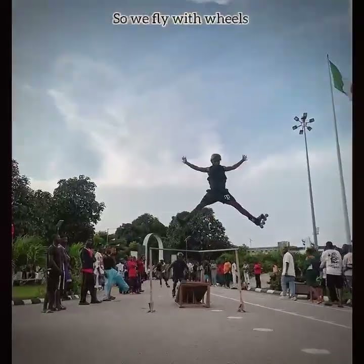 #dj #haveitoldyoulatelythatiloveyou #electronicmusic #skating #butifyoucloseyoureyes #lovetoact