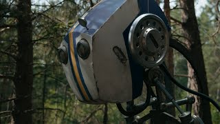 Jakob (Tales from the Loop) - The Robot - YouTube