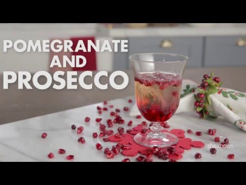 pomegranate-and-prosecco-cocktail